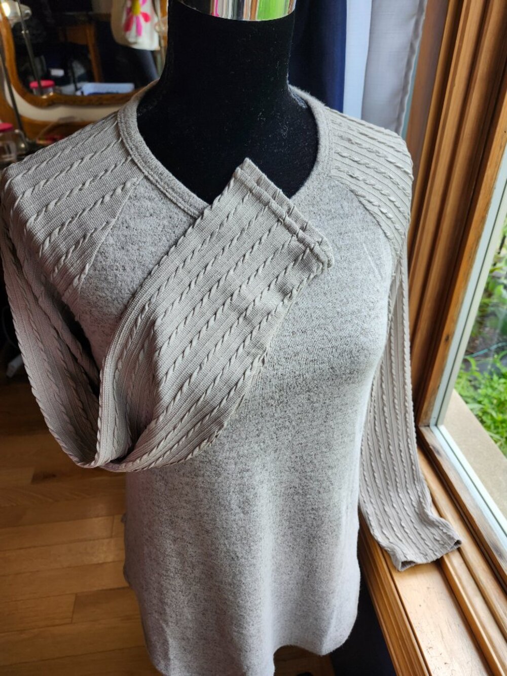 Sampeel Grayish Tan Knit Pullover Soft Top with Textured Sleeves Medium